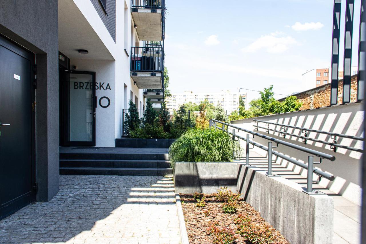 Patio Praga Metro Apartment Varsóvia Exterior foto